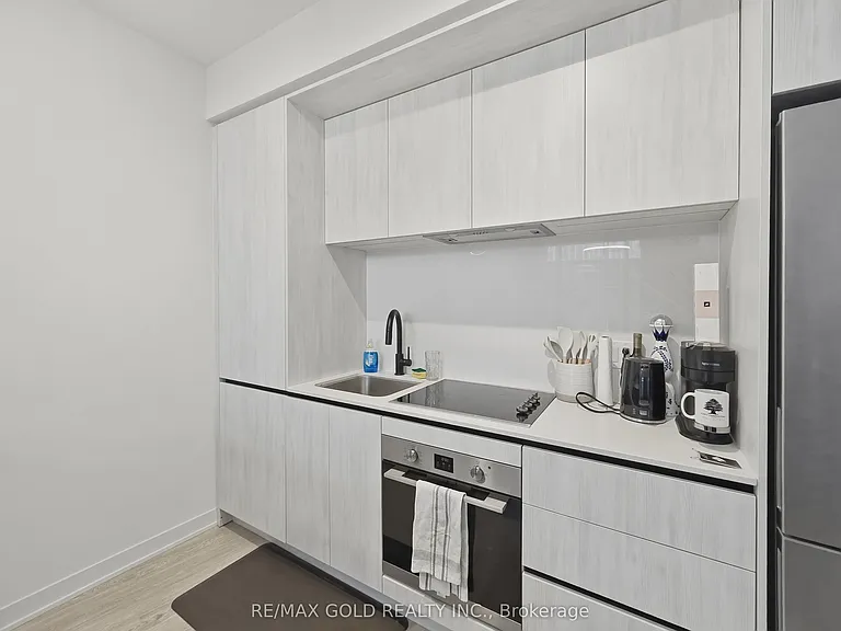 2495 Eglinton Ave W #208 — Photo 6