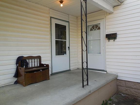 3rd image of 473 E Hinman Ave