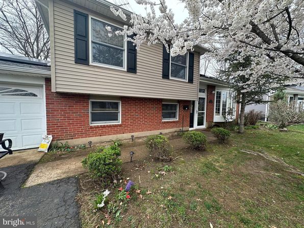 62 Lakeview Ct