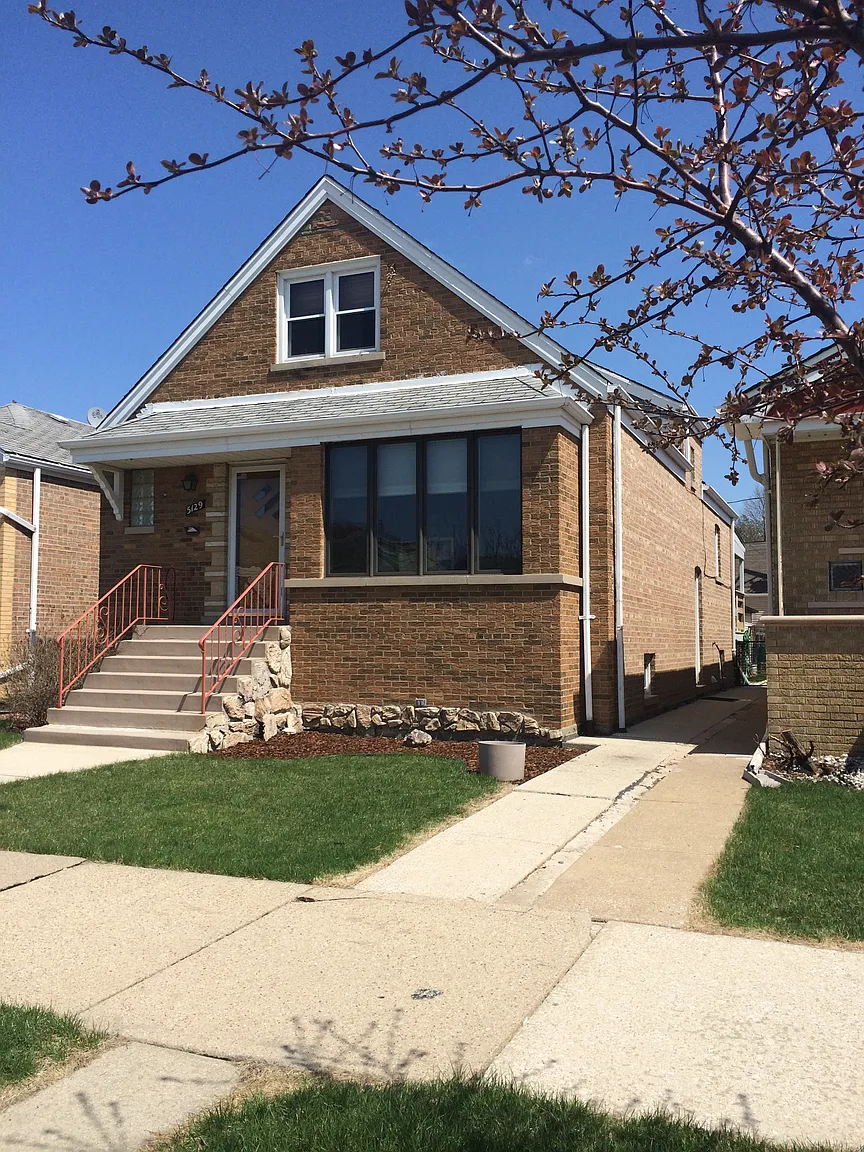 5129 S Lockwood Ave photo 1