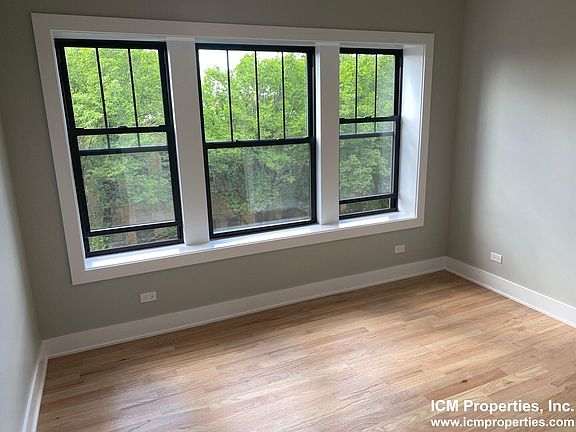 5th image of 2533 N Campbell Ave #3F