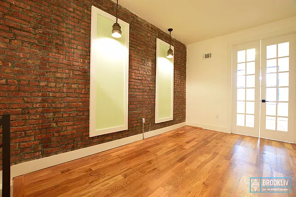 Rented by null | media 17