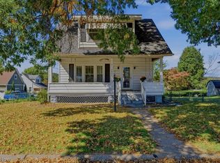 5801 4th Ave, Vienna, WV 26105
