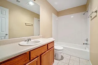 324 Belmont Dr — Photo 11