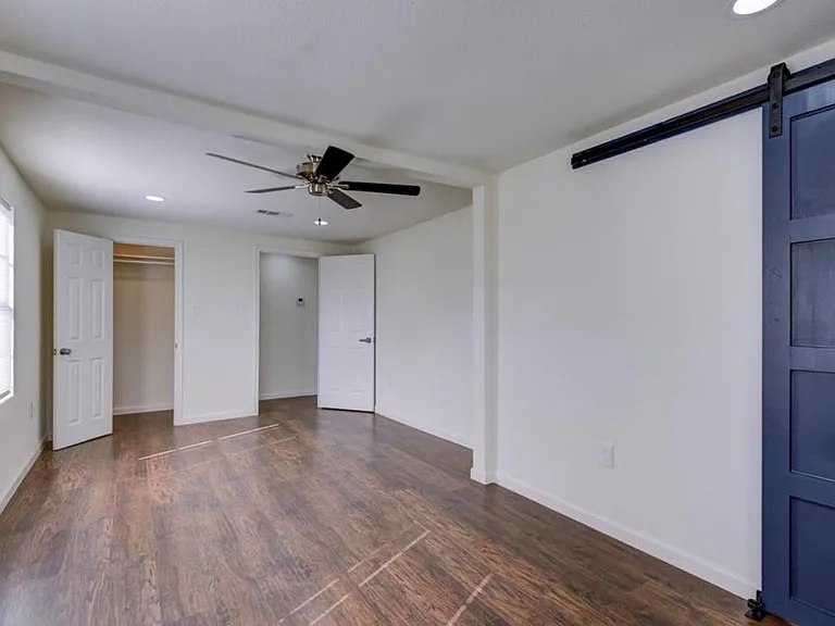 804 Carnegie St — Photo 19