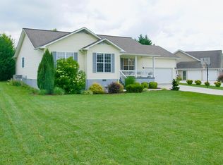 3436 W J Robinson Rd, Cookeville, TN 38506