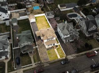 23 Garfield Pl, East Rockaway, NY 11518