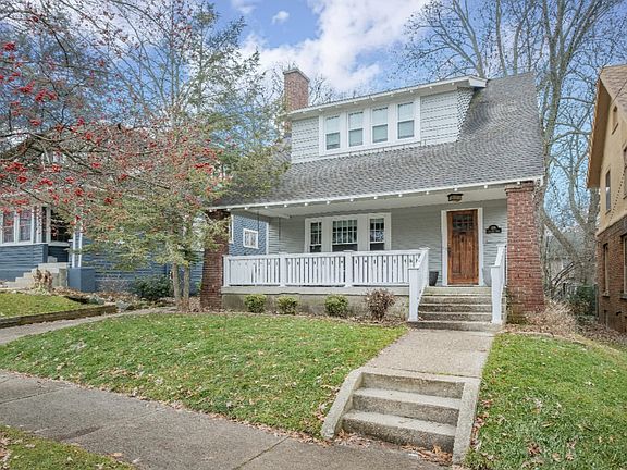 3rd image of 329 Gladstone Dr SE
