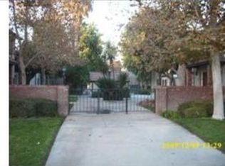 1013 W Linden St APT 3, Riverside, CA 92507