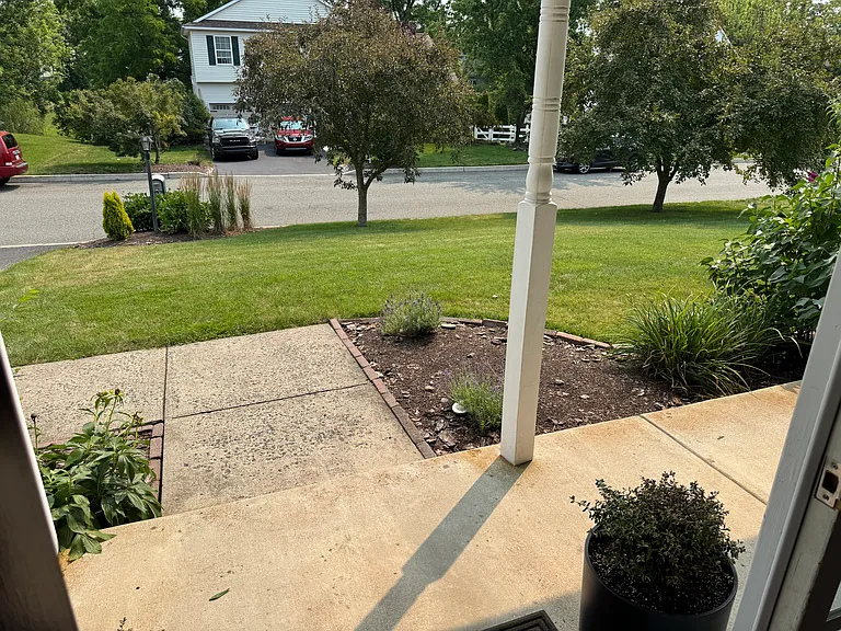 35 Lois Ln — Photo 53