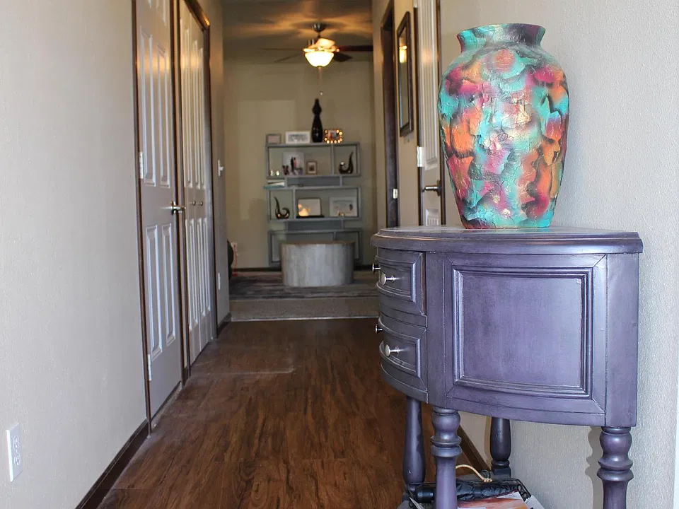 3664 Ravenwood Cir