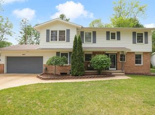 3407 Westbrier Ter, Midland, MI 48642