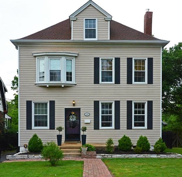1st image of 7367 La Veta Ave