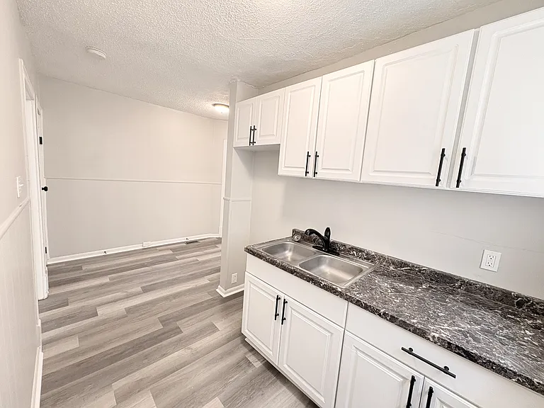 2837 Meramec St #1E — Photo 6