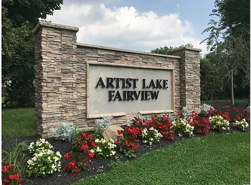 214 Artist Lake Dr Photo 1