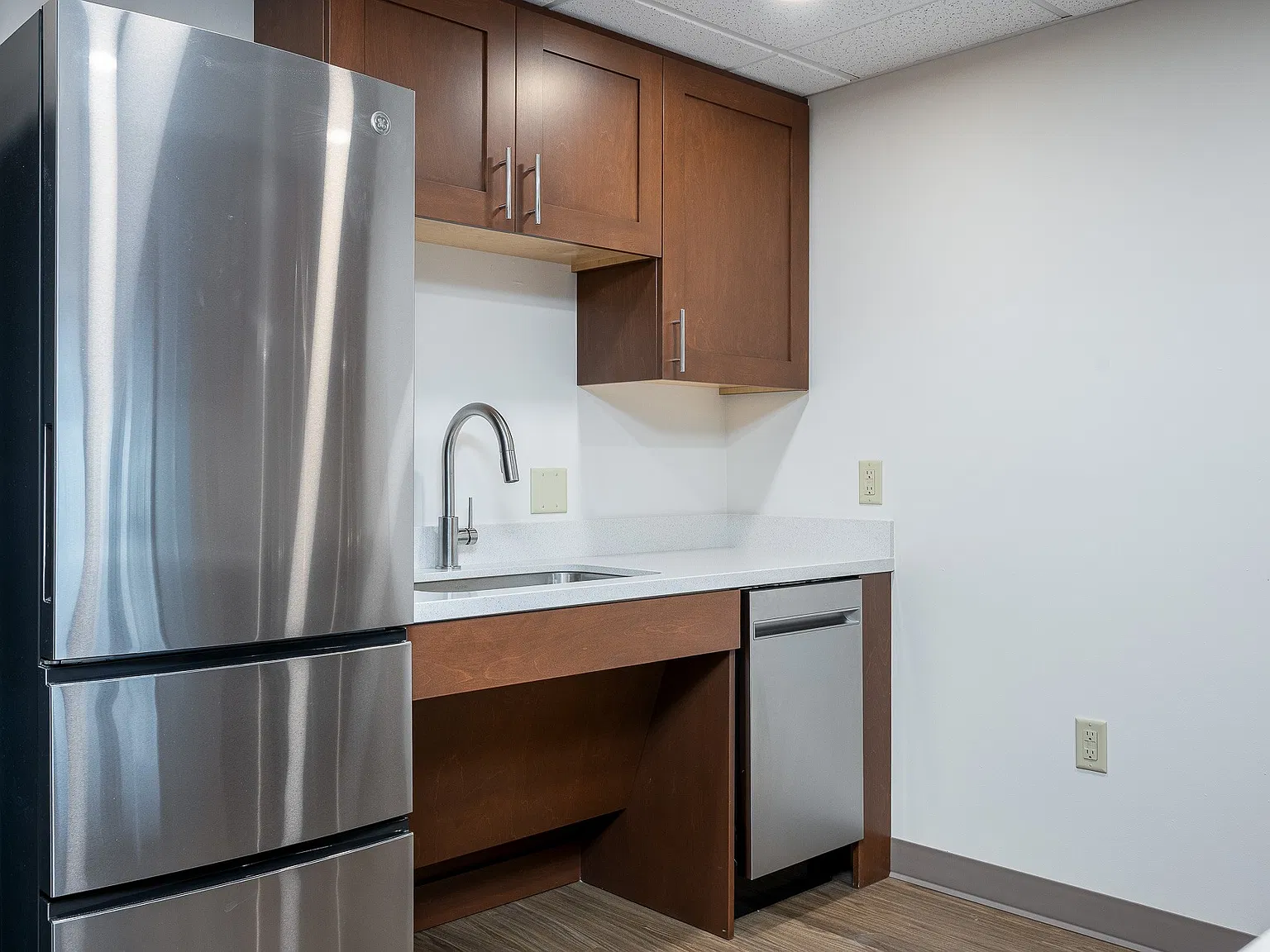 Rose Schnitzer Tower Apartments — Photo 3