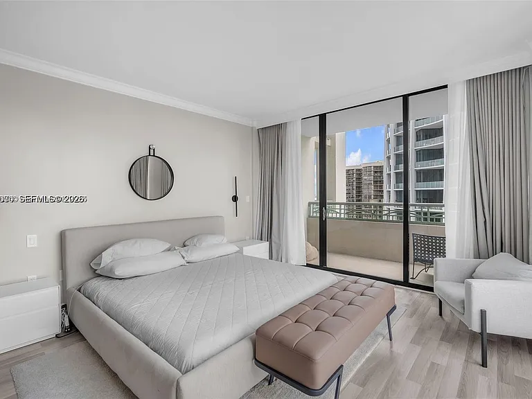 3400 SW 27th Ave #1105 — Photo 3