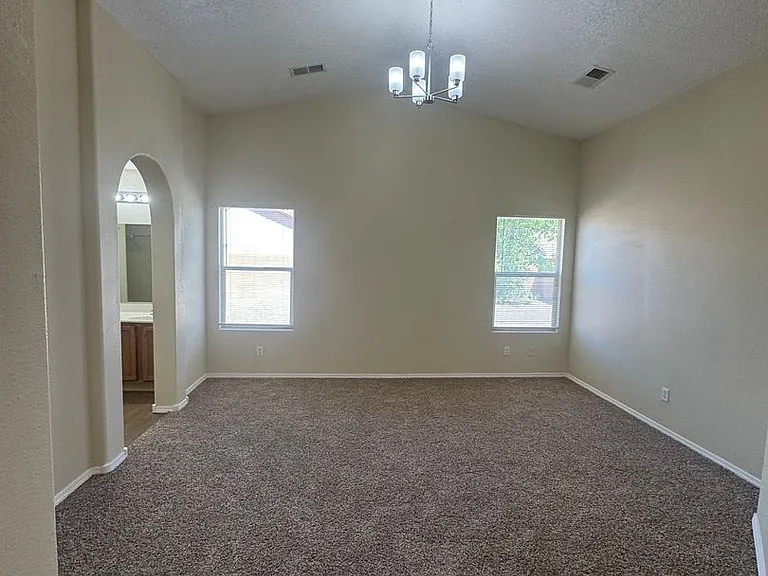 800 Purple Aster Ave SW — Photo 10