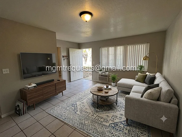 850 Prescott Way #D — Photo 2