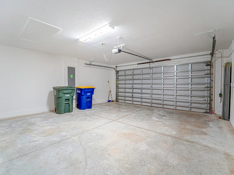 788 Worlington Ln — Photo 25