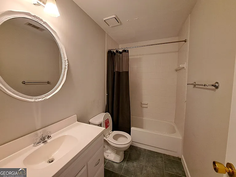 2242 Lenox Walk NE — Photo 64