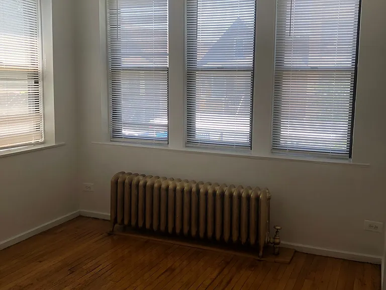 4451 N Drake Ave #1 — Photo 2