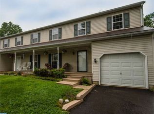 116 Middle Rd, Dublin, PA 18917