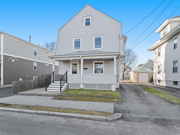 3rd image of 46 James St
