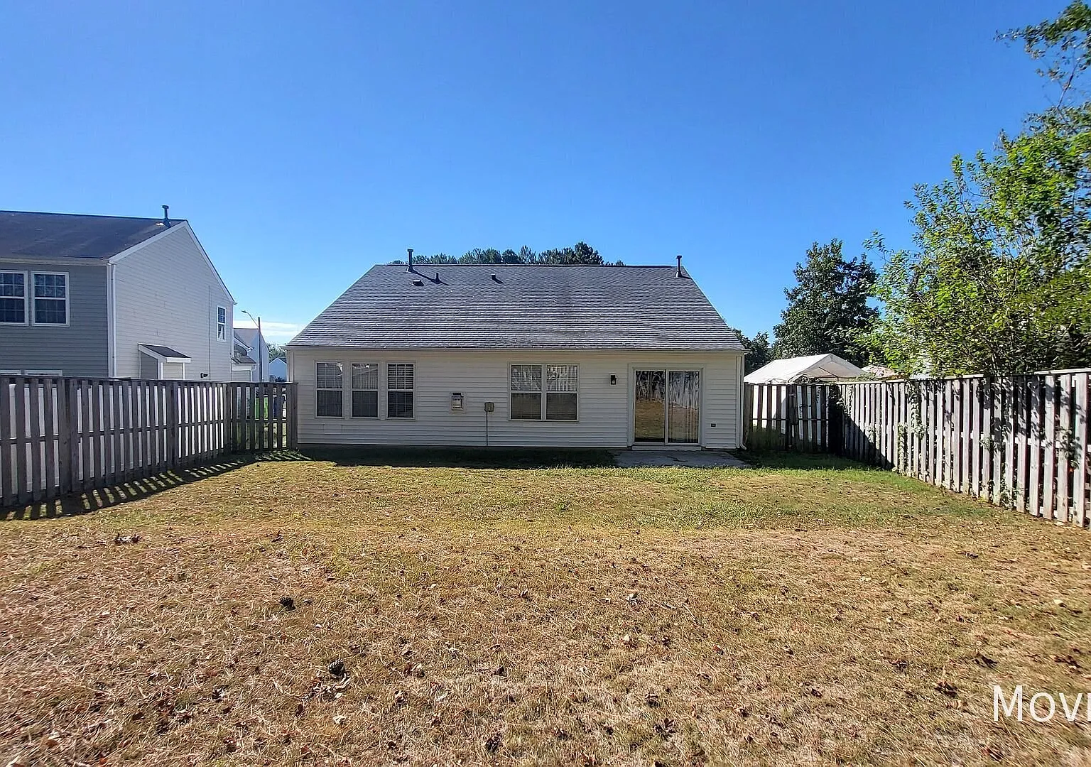 4105 Viewmont Dr Raleigh NC 27610 Cozy Home, Great Community, Huge Backyard — Photo 3
