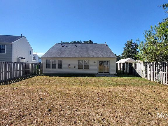 3rd image of 4105 Viewmont Dr