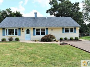22 Barnett Pl, Piscataway, NJ