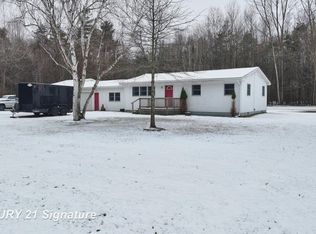 1620 S Fordney Rd, Hemlock, MI 48626