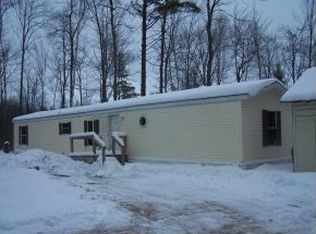 N6868 Springbrook Rd, Cecil, WI 54111