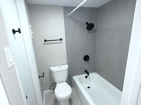 2754 E Ledbetter Dr #902, Dallas, TX 75216