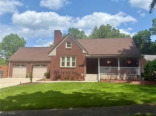 2425 Inglenook Pl, Youngstown, OH