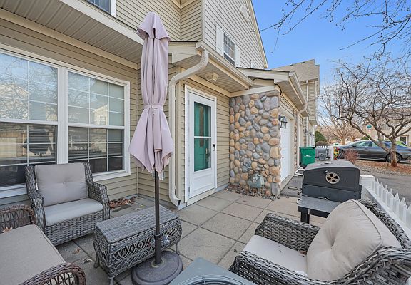 2nd image of 1915 Bluestem Ln