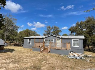 435 Ashford Cir, Poteet, TX 78065