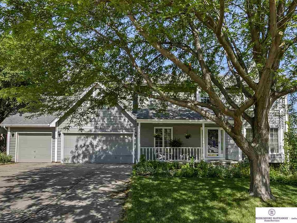 1st image of 1228 N 160th Avenue Cir