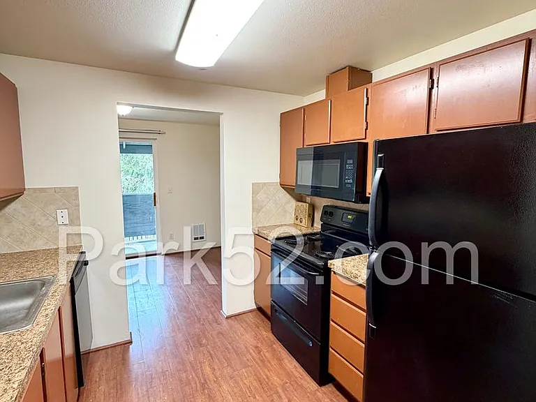 17718 85th Avenue Ct E #C — Photo 4