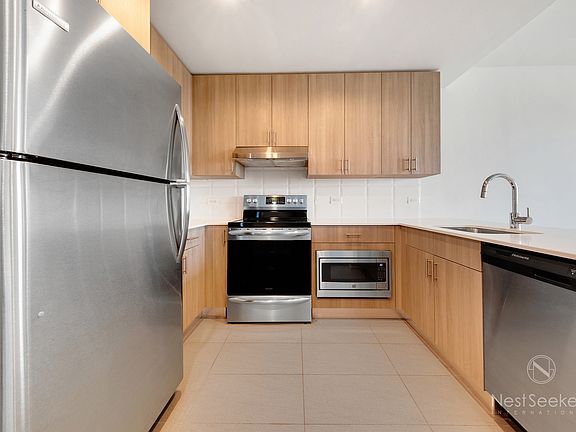 3rd image of 11-39 49th Ave #519