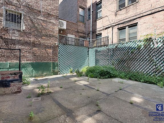 3rd image of 9052 Fort Hamilton Pkwy