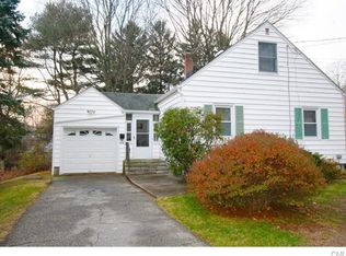 730 Broadbridge Rd, Bridgeport, CT 06610