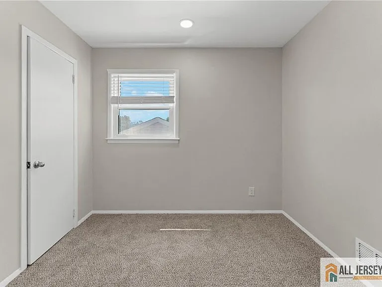 103 1st Ave #2 — Photo 13