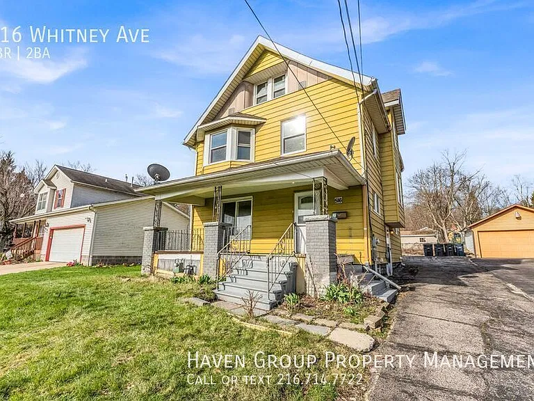 516 Whitney Ave — Photo 2