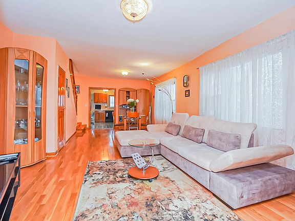 5th image of 2034 W 10th St