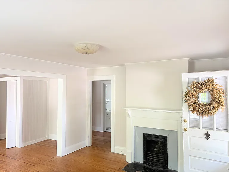 1706 Southgate St — Photo 4