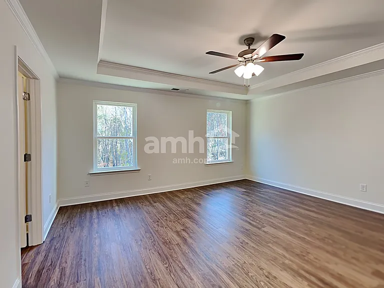 1330 Ashlyn Ct — Photo 7