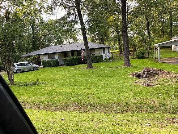 5th image of 4232 Rockford St