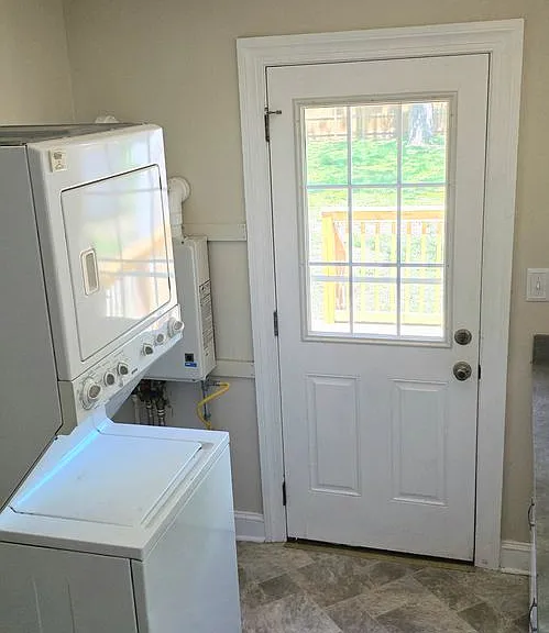 205 W London Ave — Photo 9