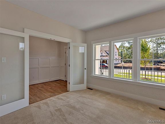 5th image of 11655 Brookvale Place Gln